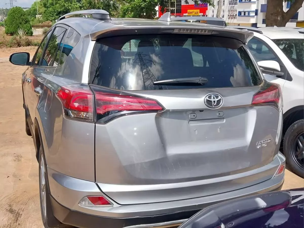 car Back