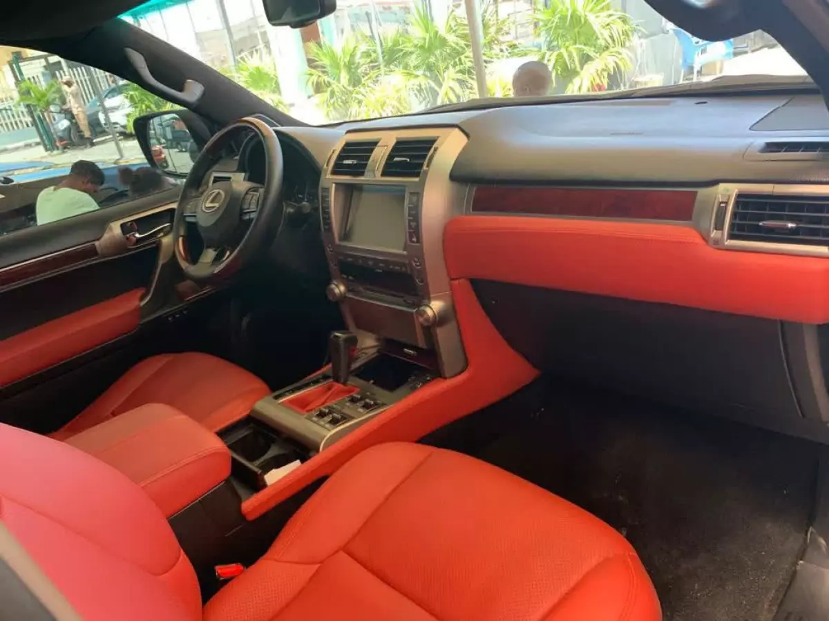 car Left