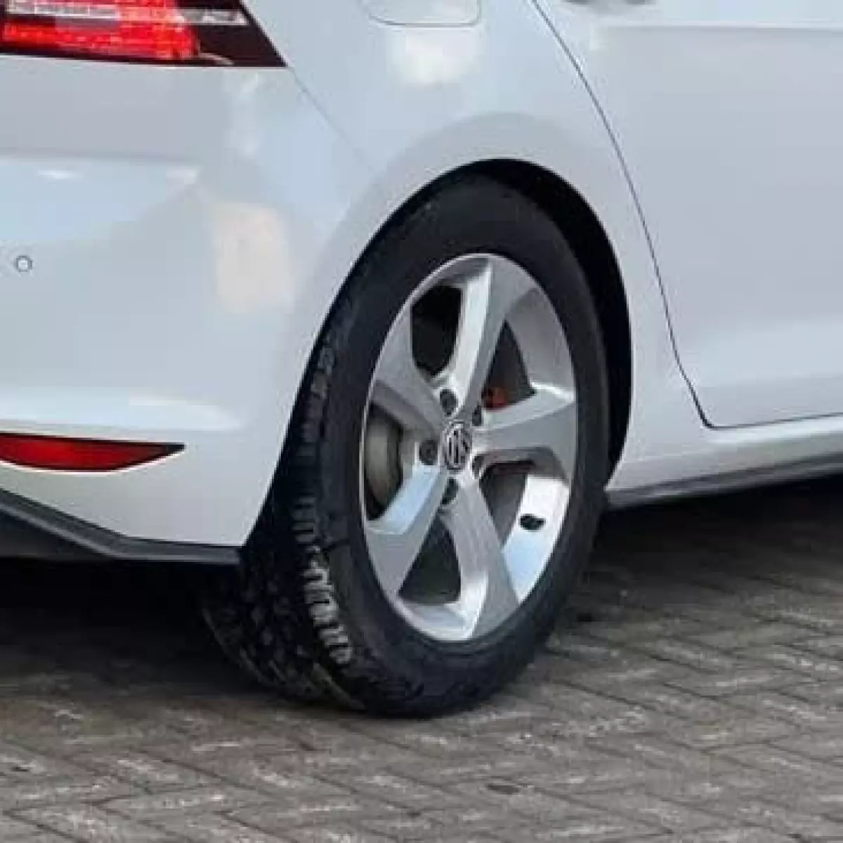 tyre3