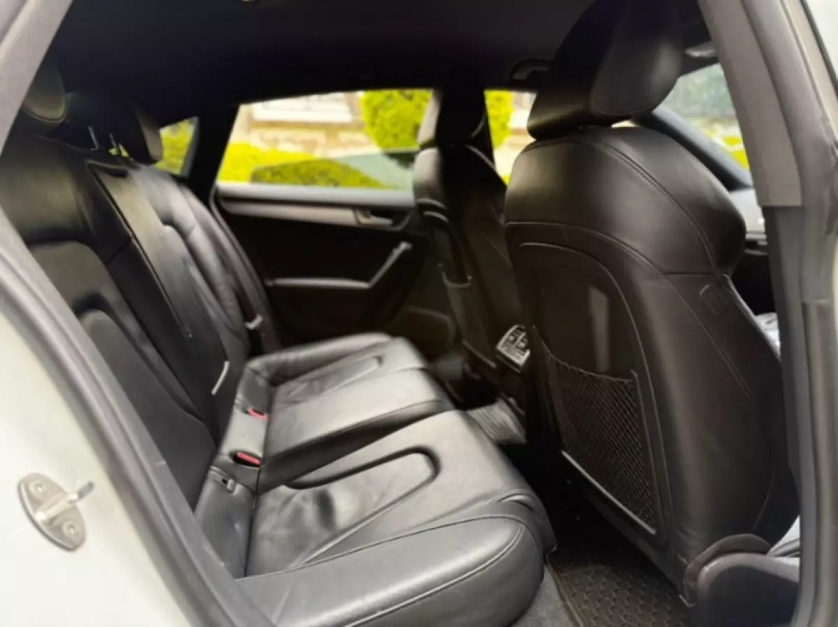 interiorBack