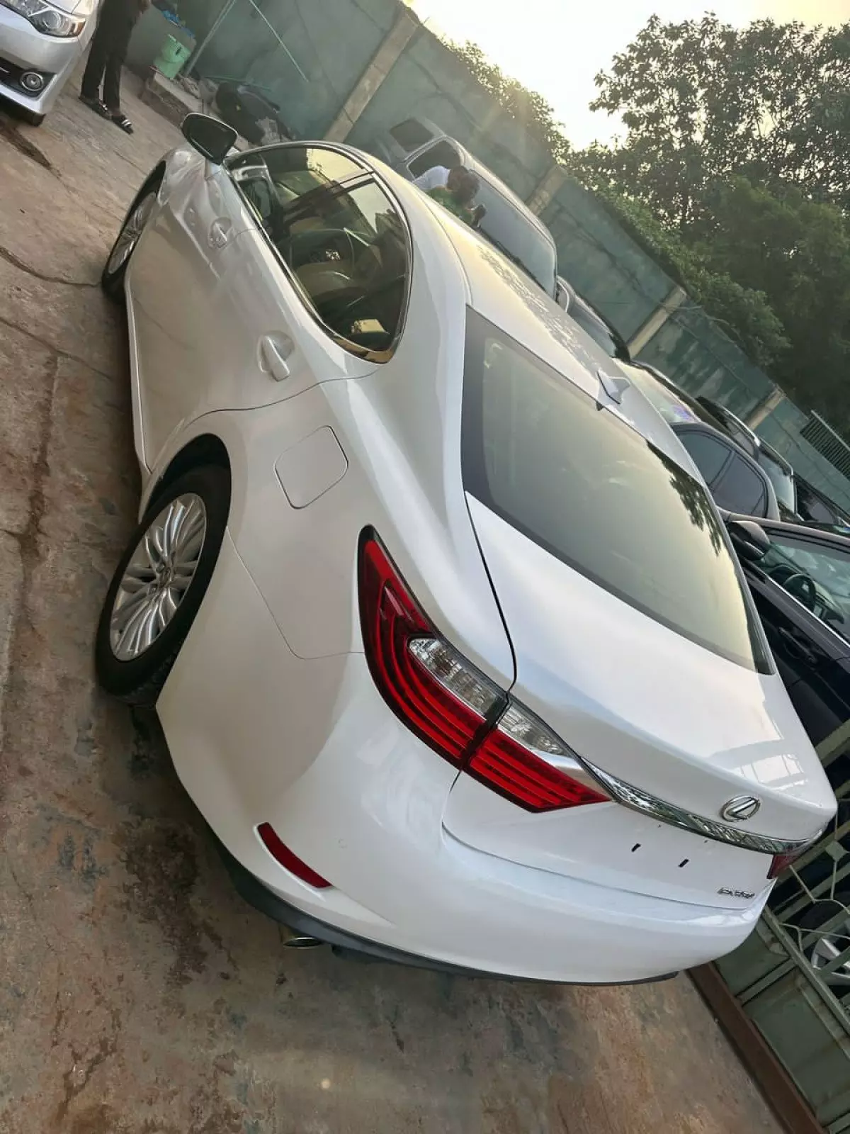 car Right Back