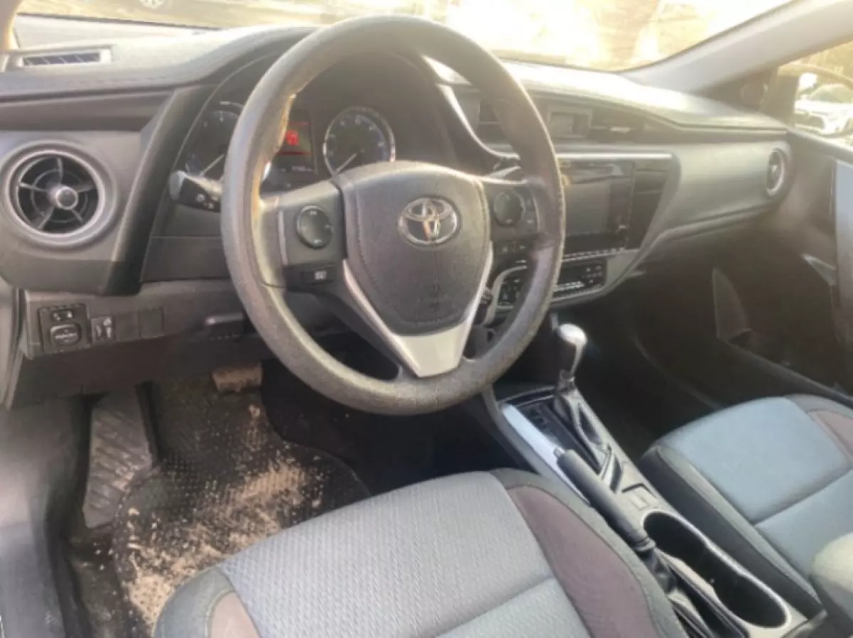 interiorFront