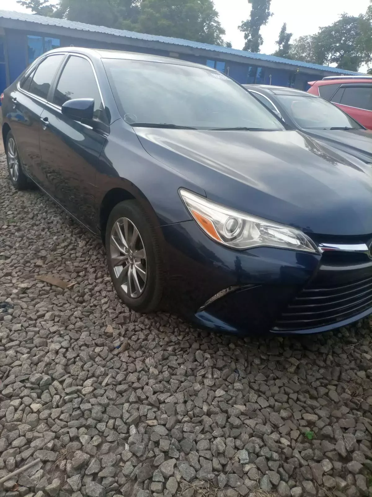 Toyota Camry - 2015