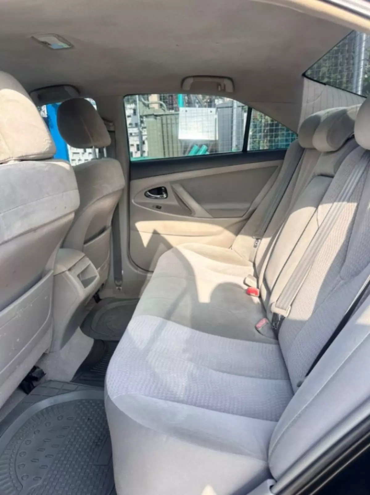 interiorBack