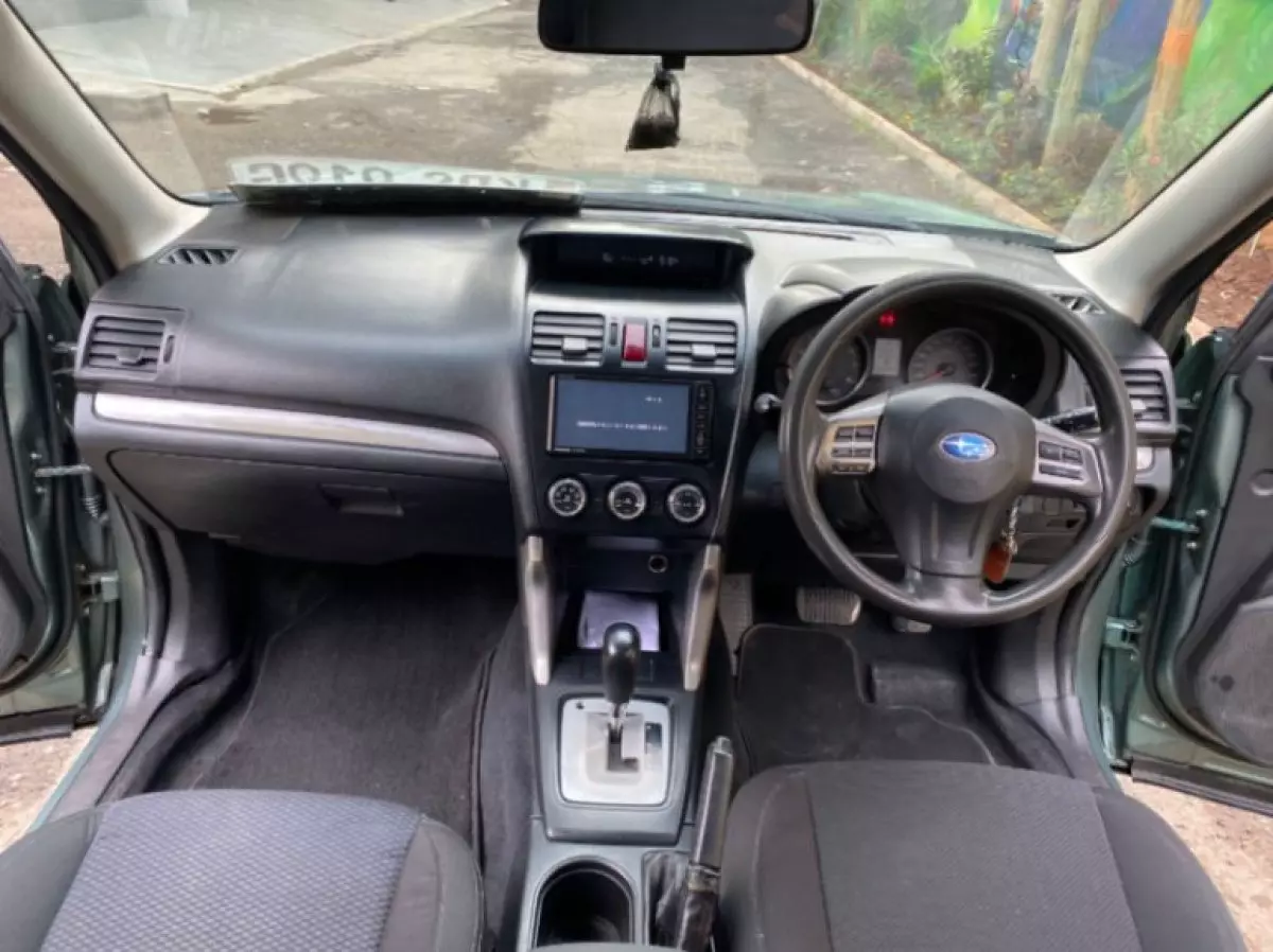interiorFront