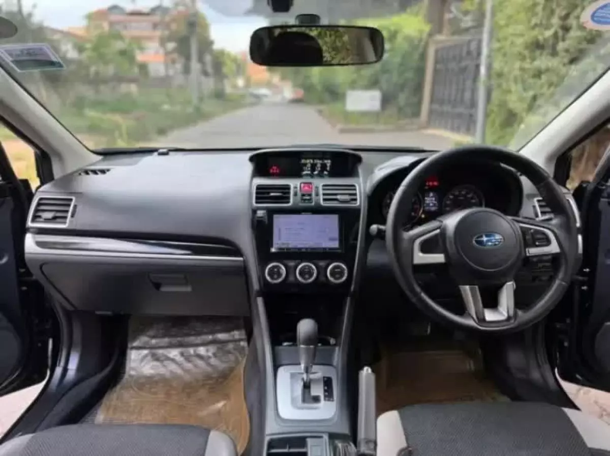 interiorFront