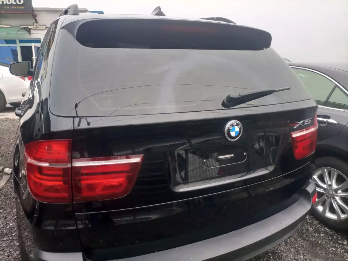 car Back