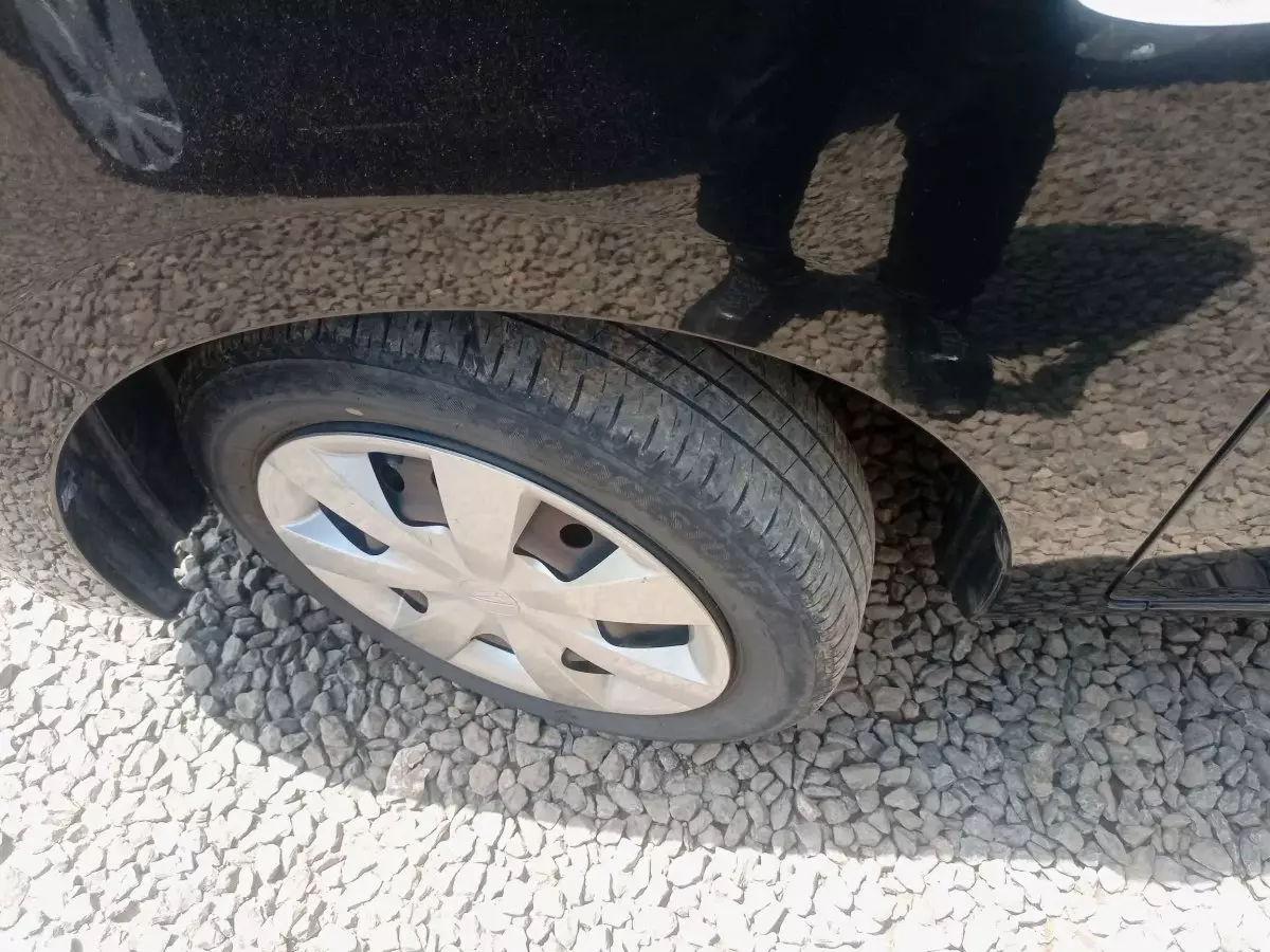 tyre1
