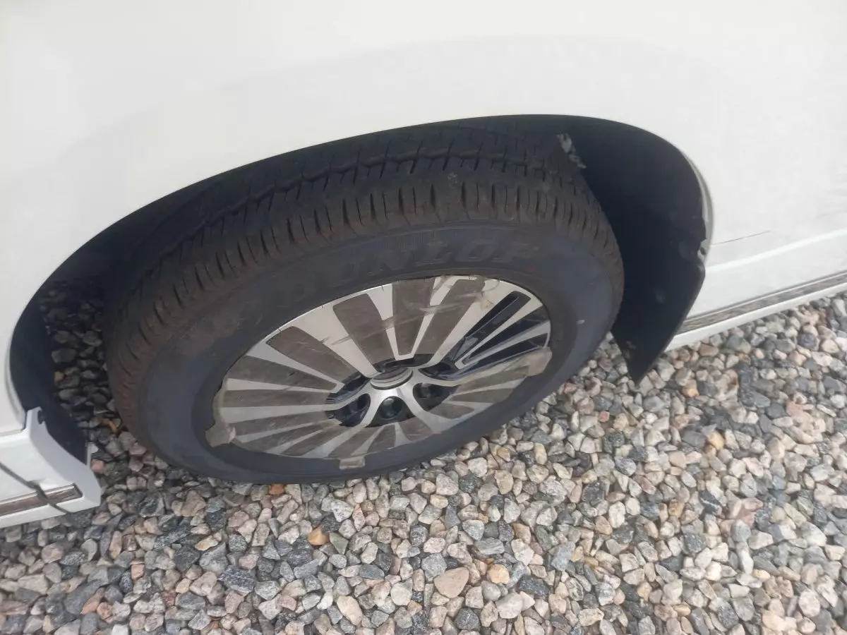 tyre2