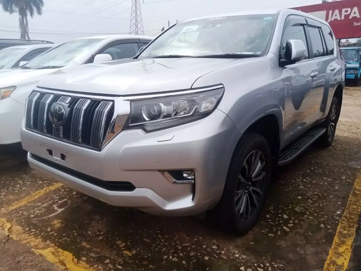 Toyota Landcruiser Prado - 2018