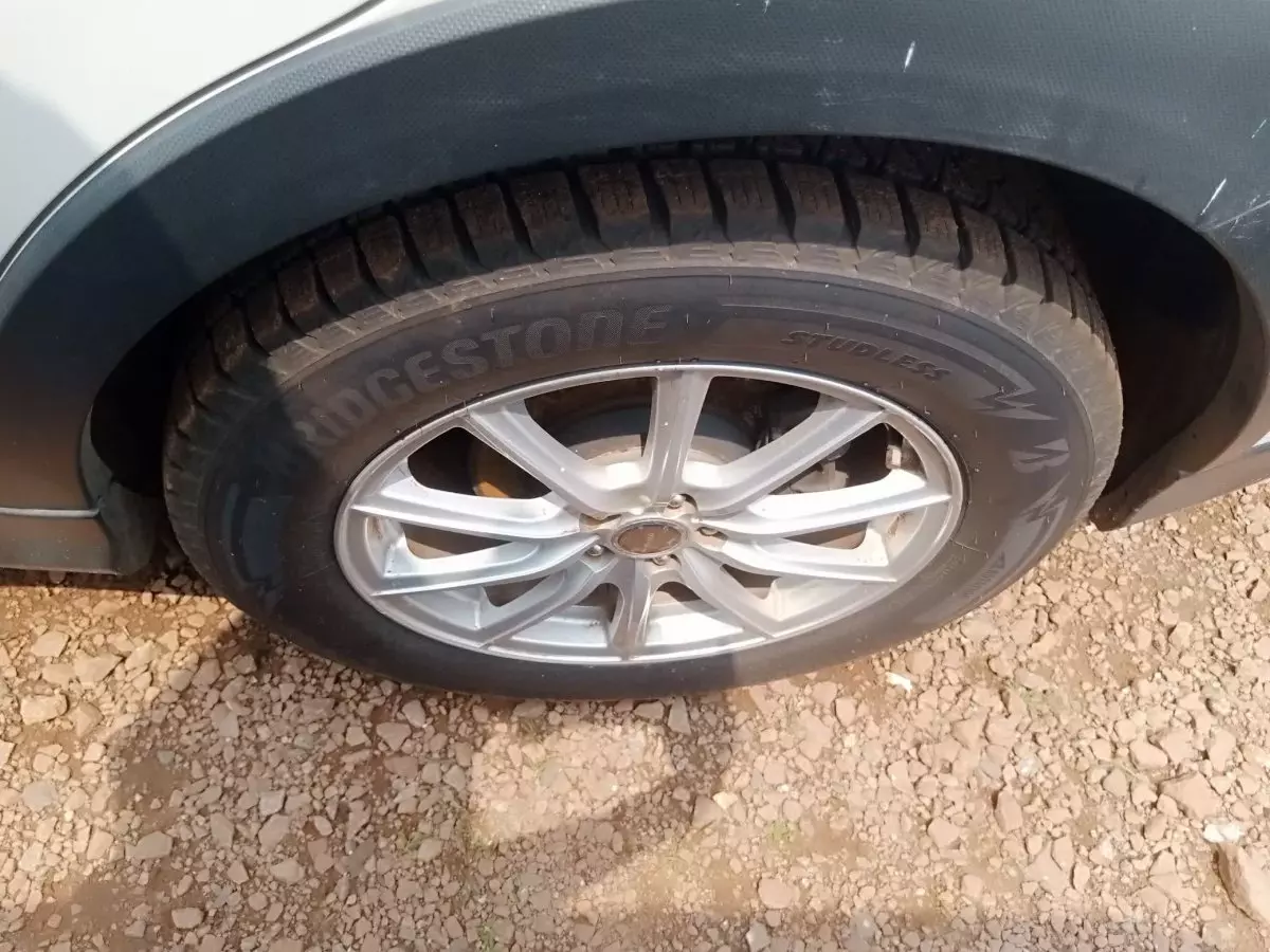 tyre2