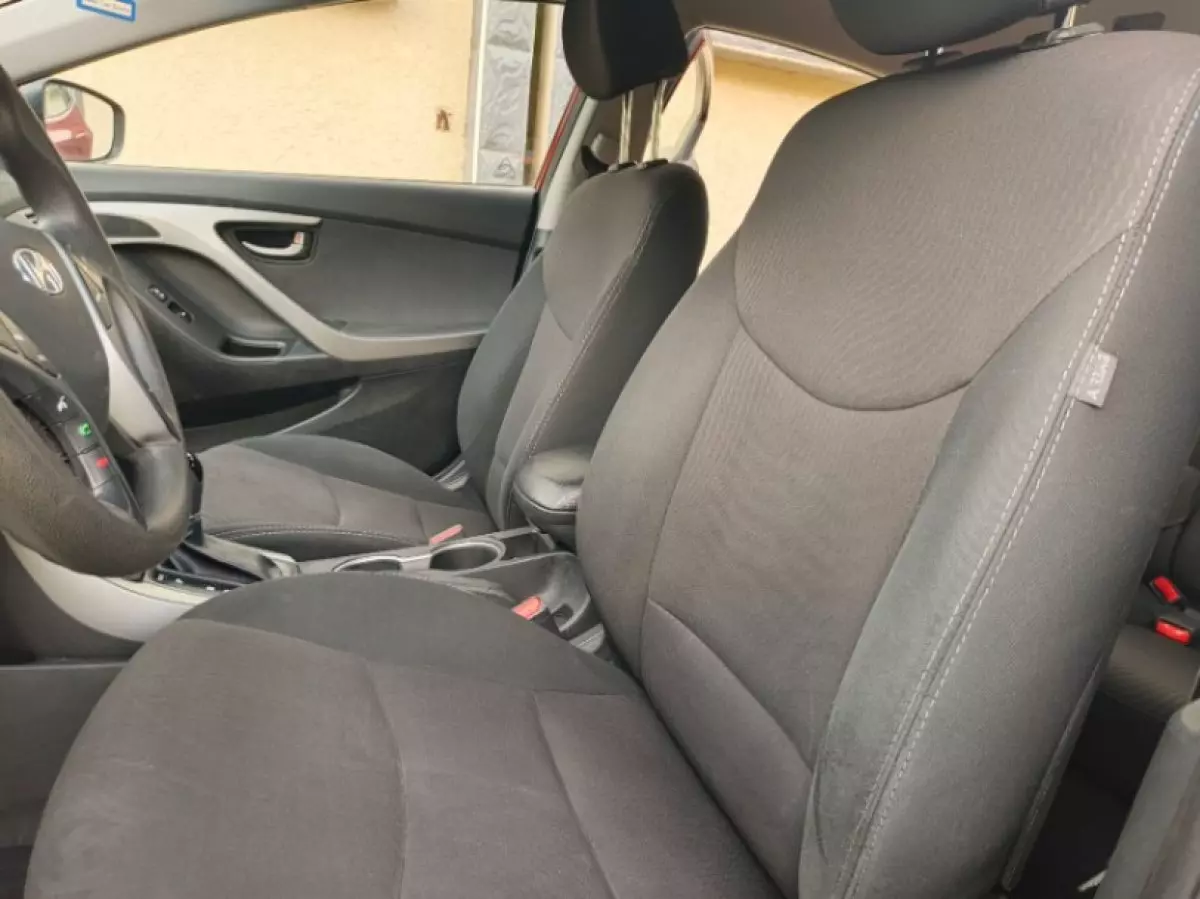 interiorBack