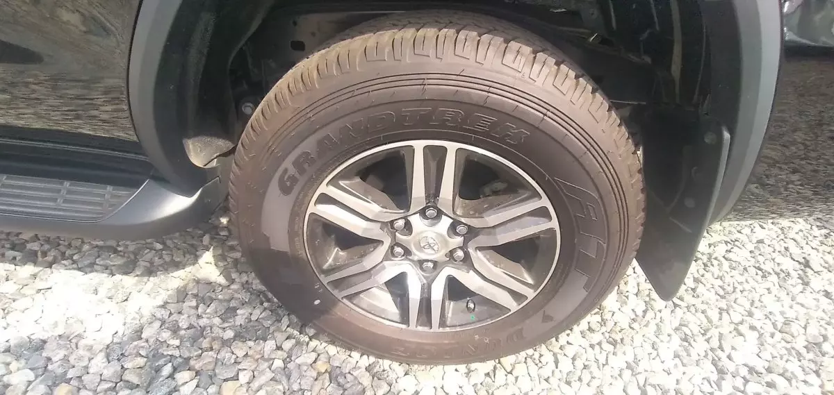 tyre2