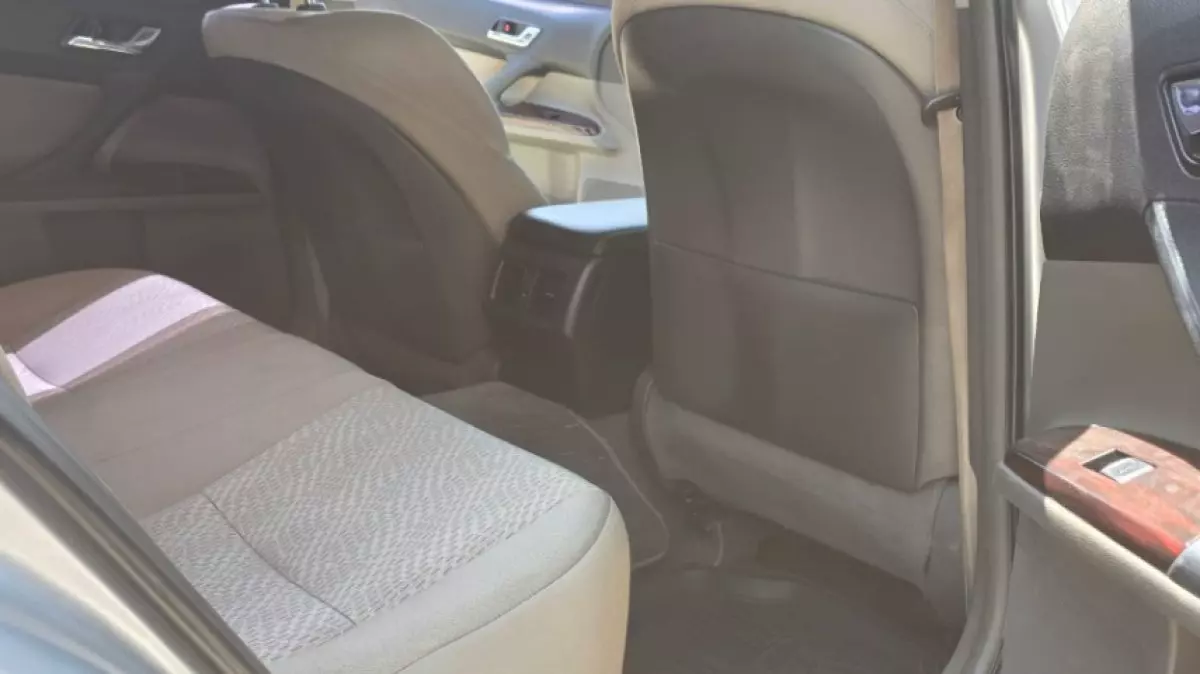 interiorBack