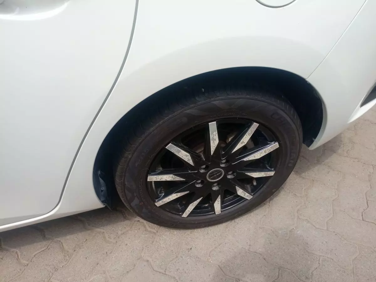 tyre2