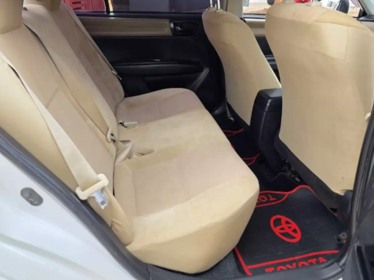 interiorBack
