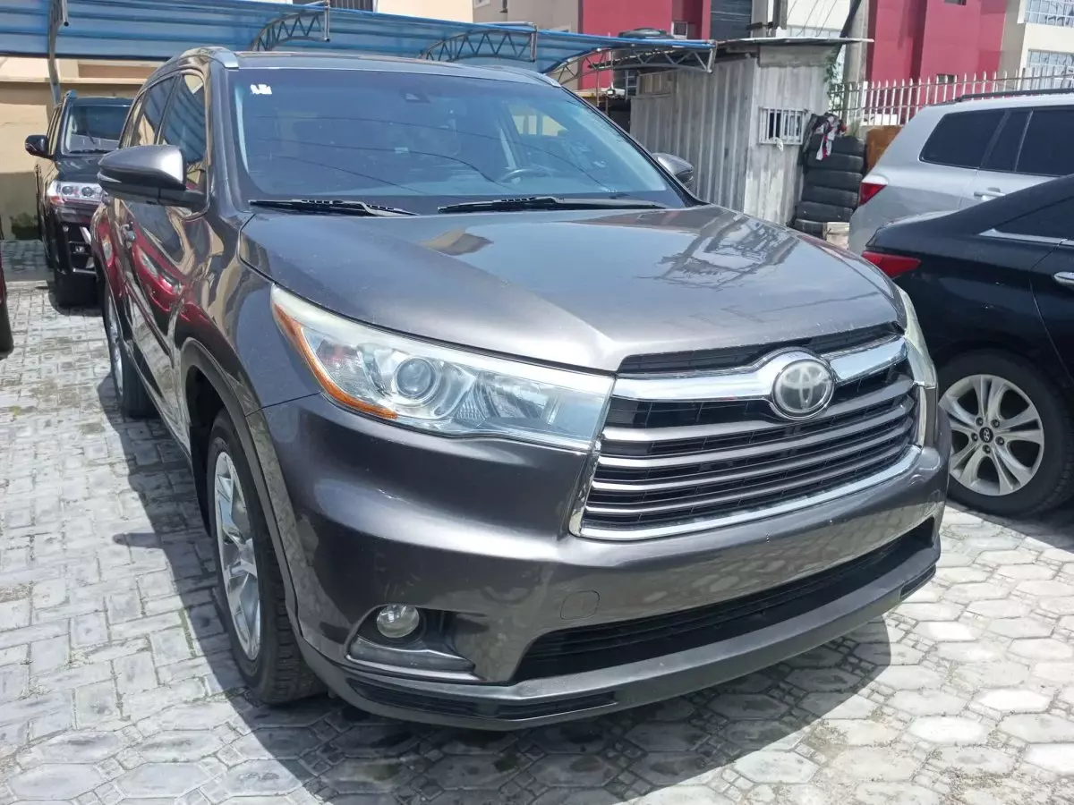 Toyota Highlander - 2014