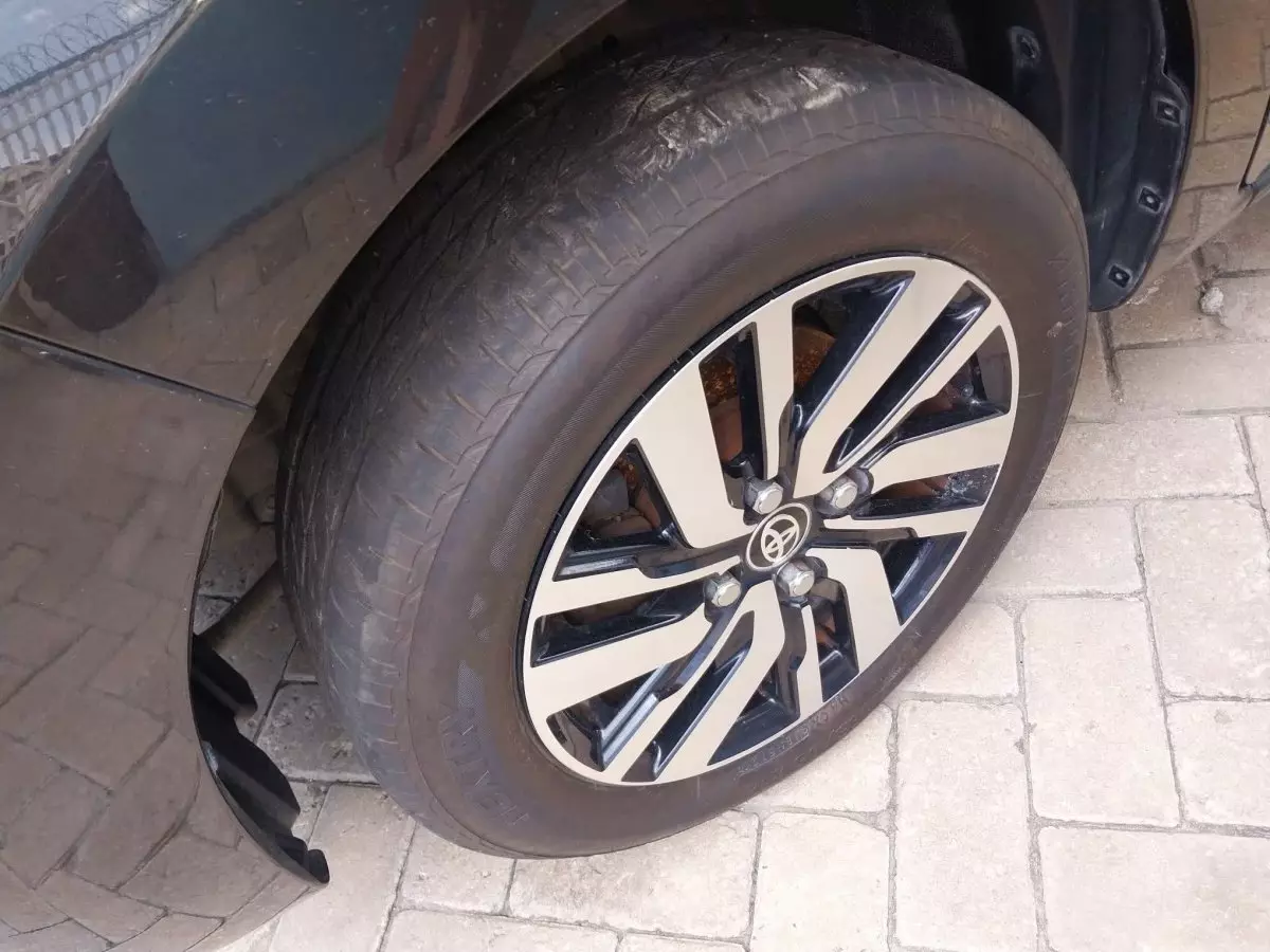 tyre0
