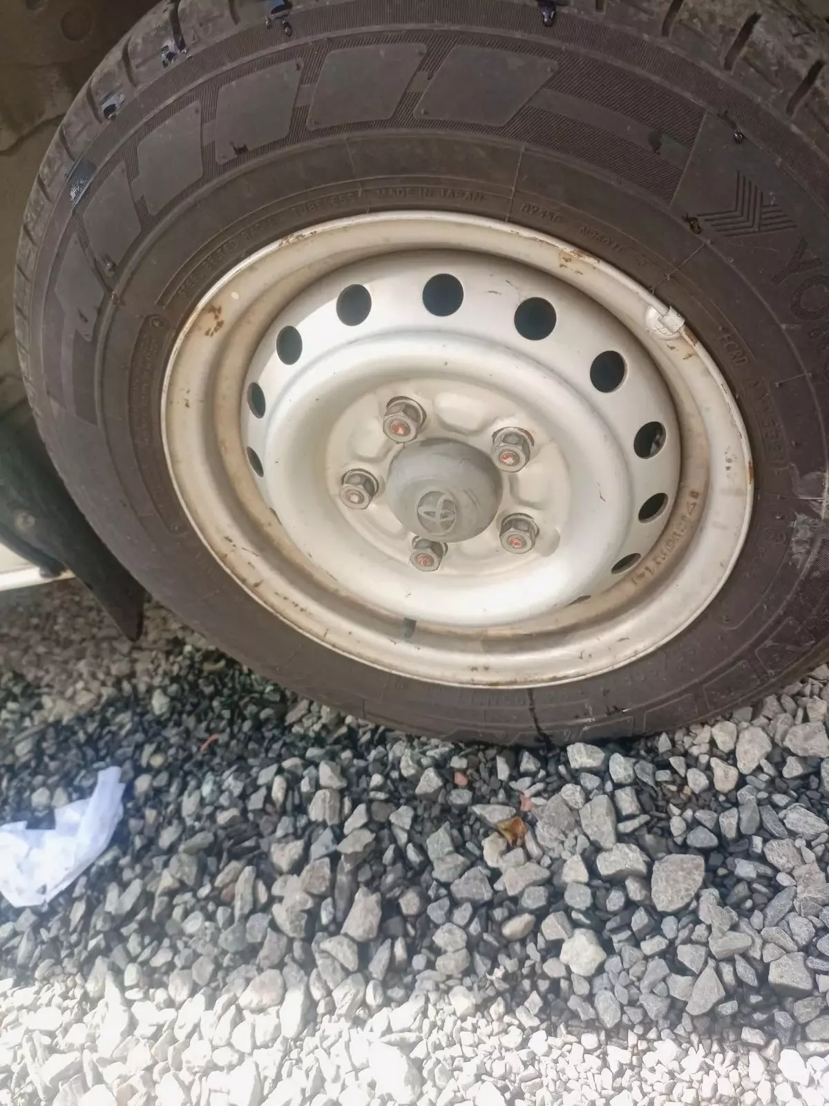tyre3