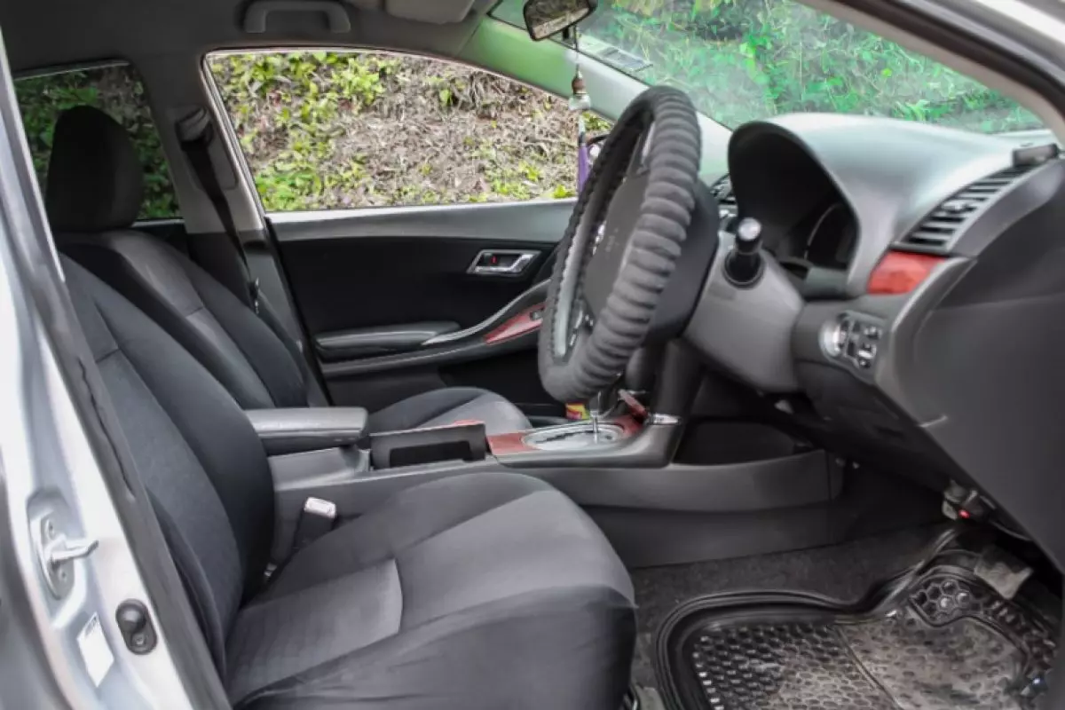 interiorBack
