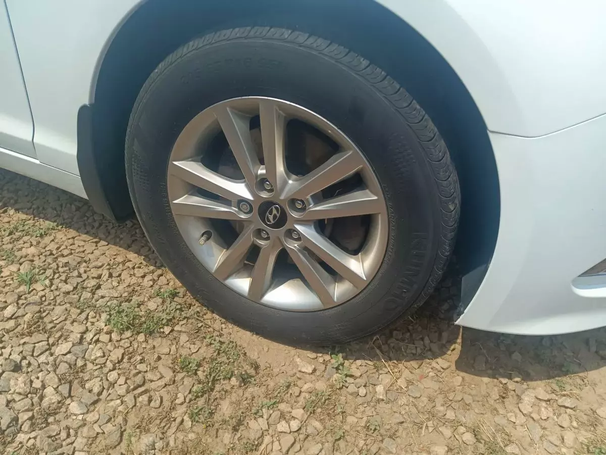 tyre2