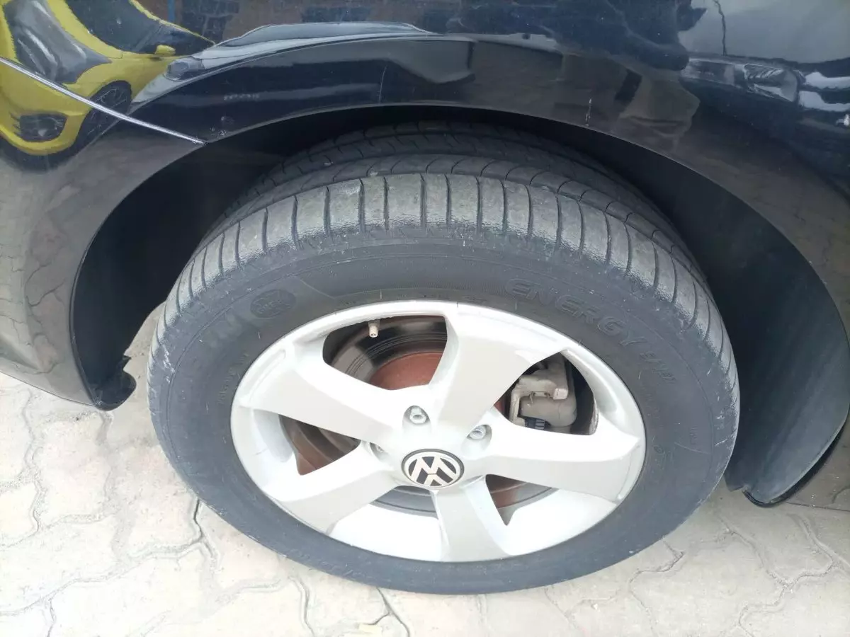 tyre1