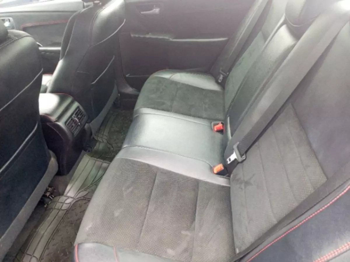interiorBack