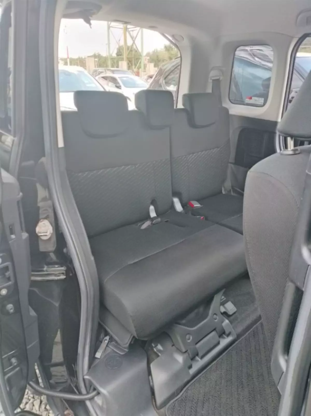interiorBack