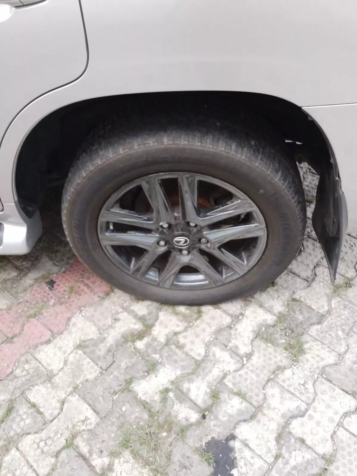 tyre3