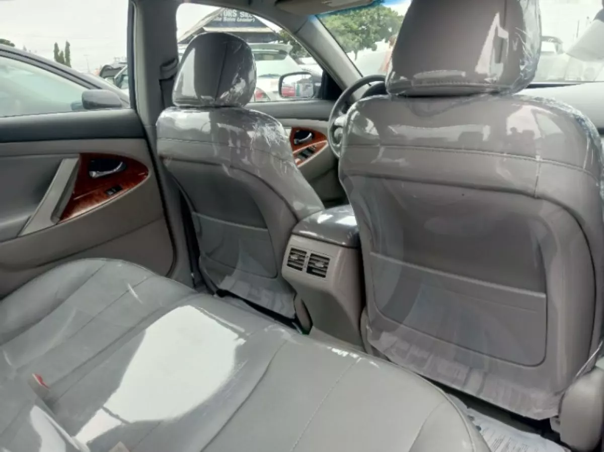 interiorBack