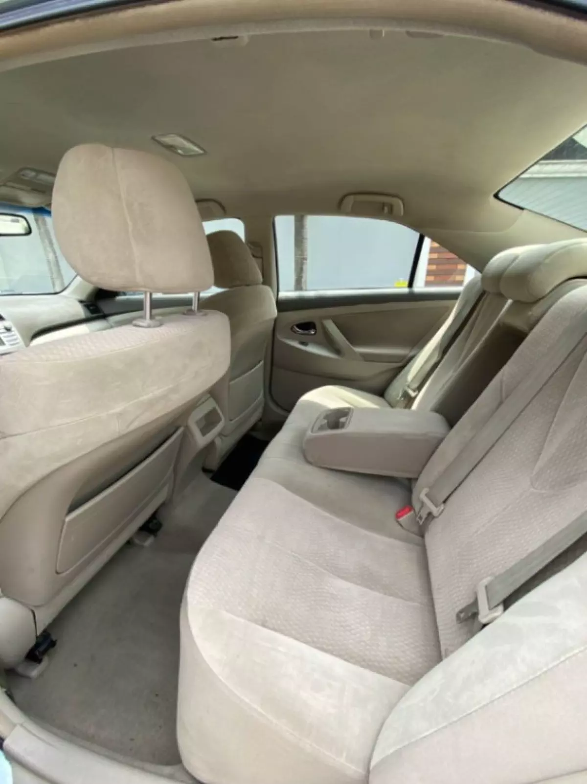 interiorBack