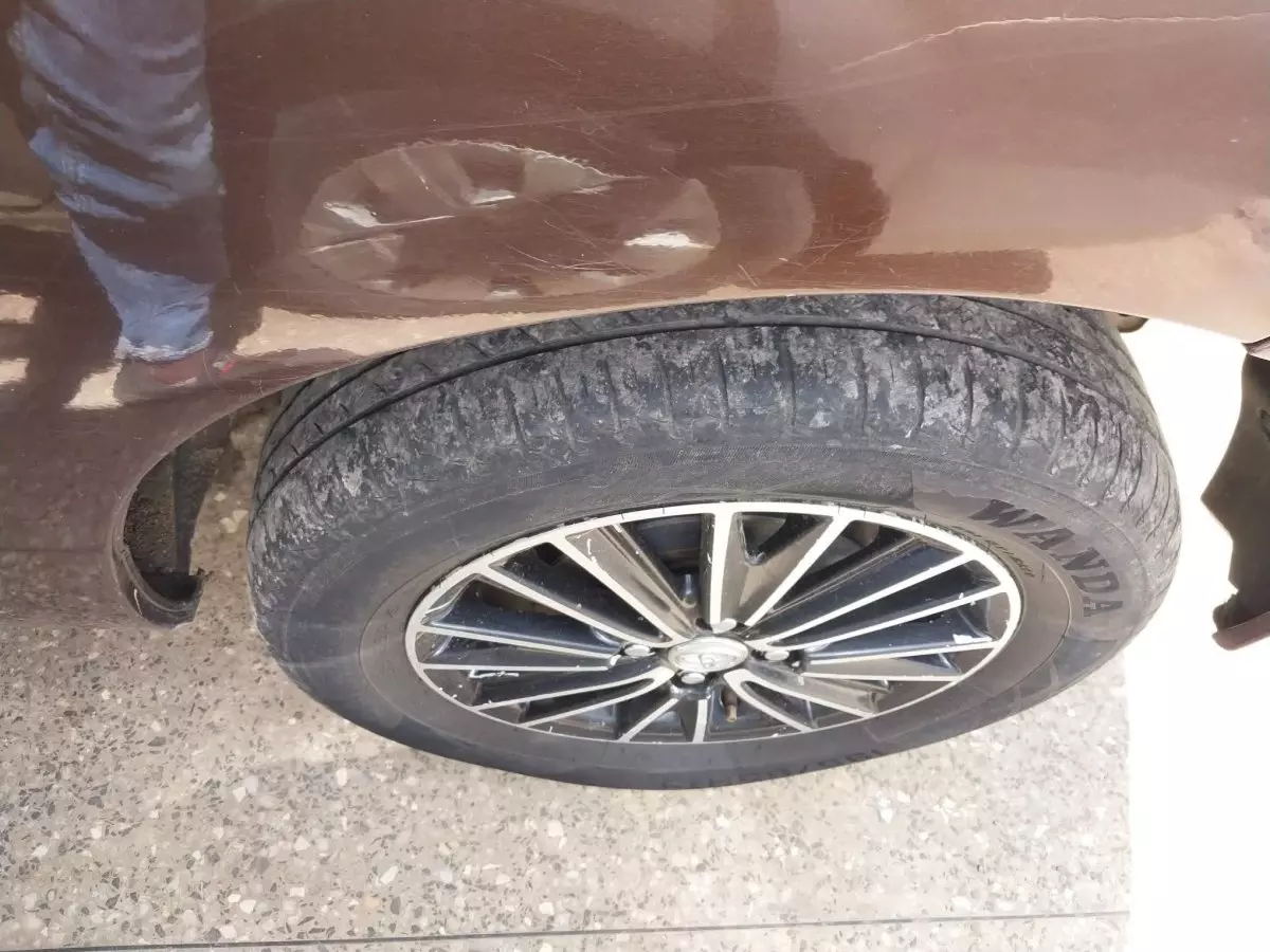 tyre1