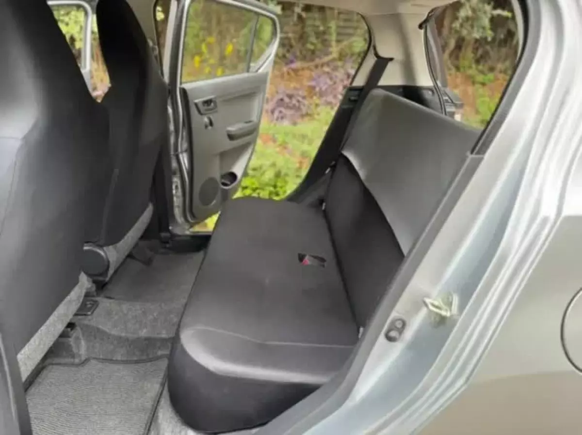 interiorBack