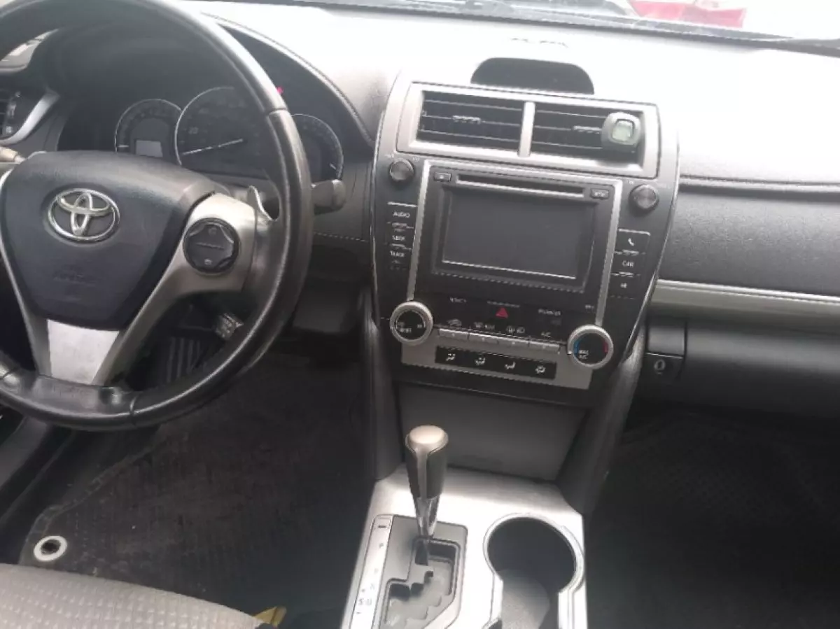 interiorFront