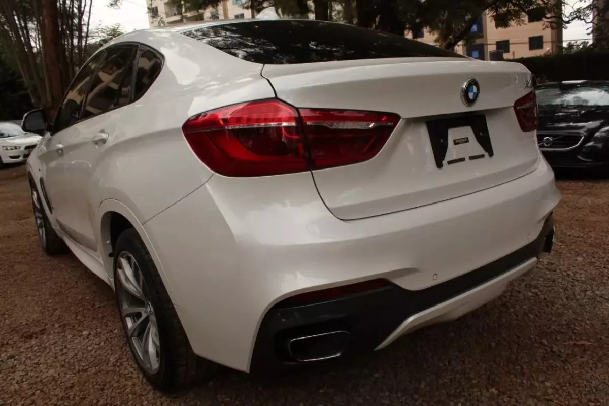 car Back
