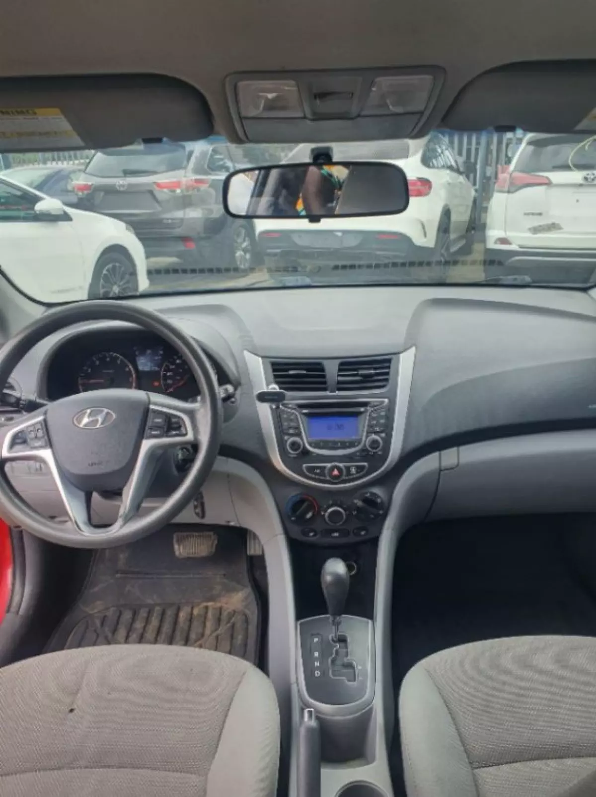 interiorFront