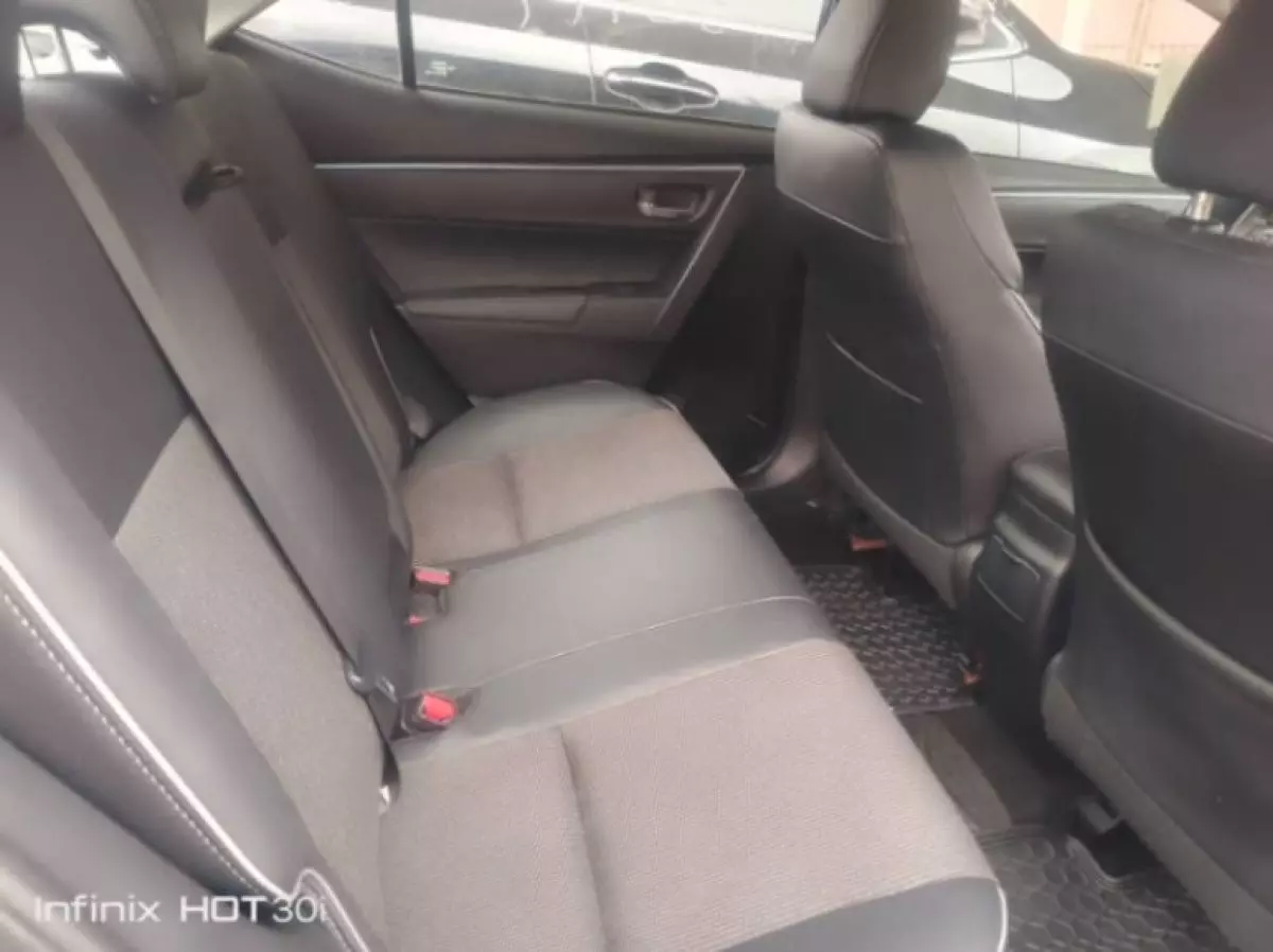 interiorBack