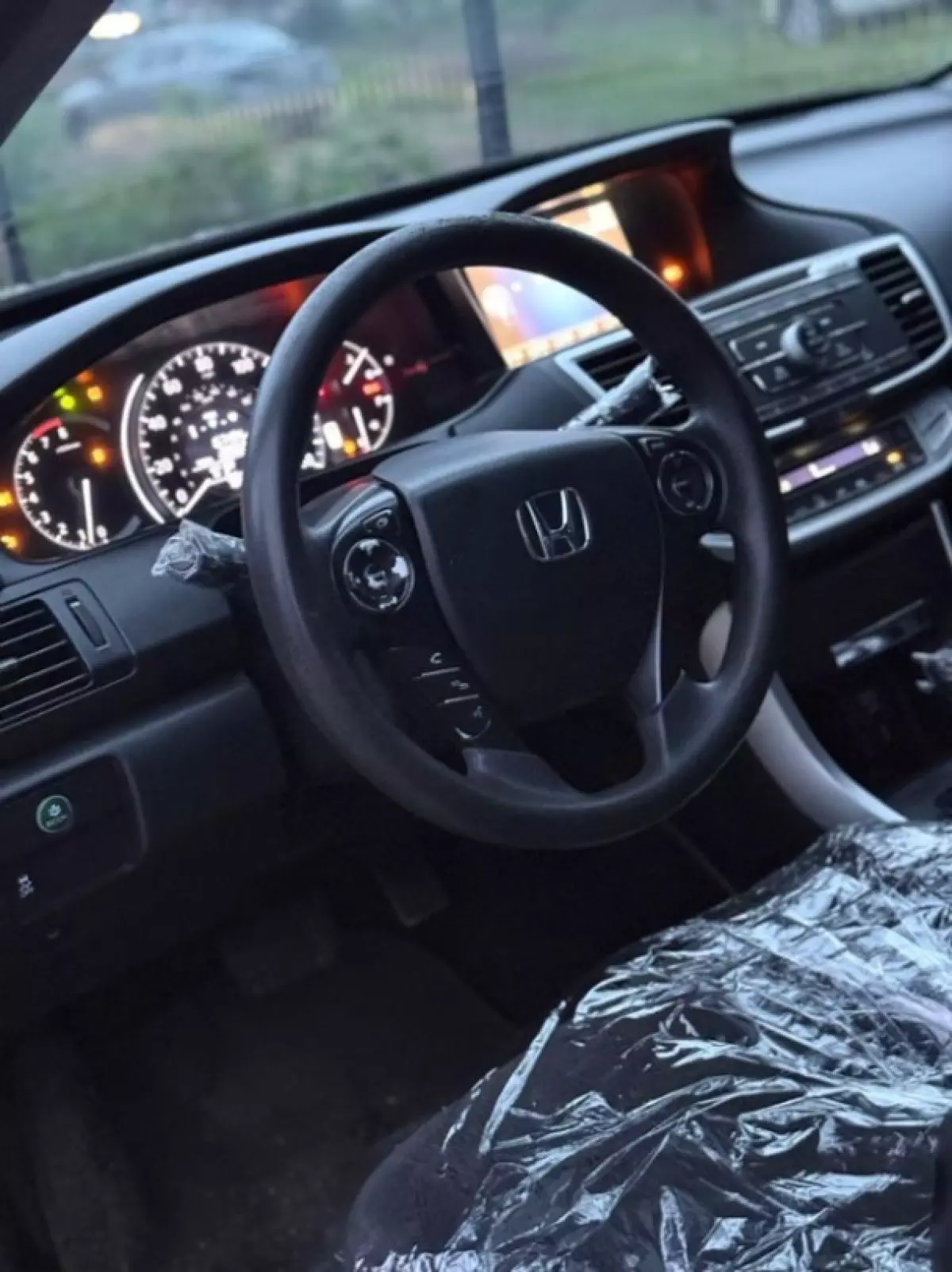 interiorFront