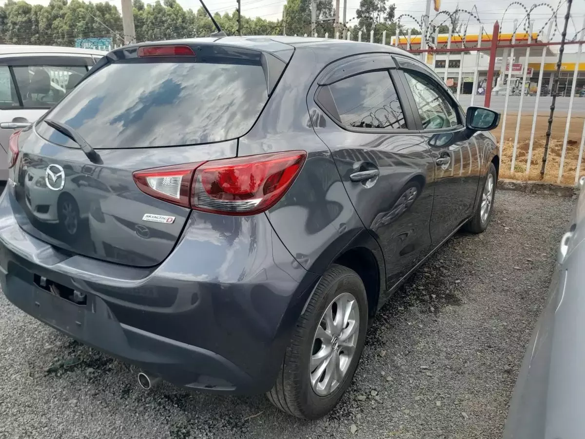 car Right Back