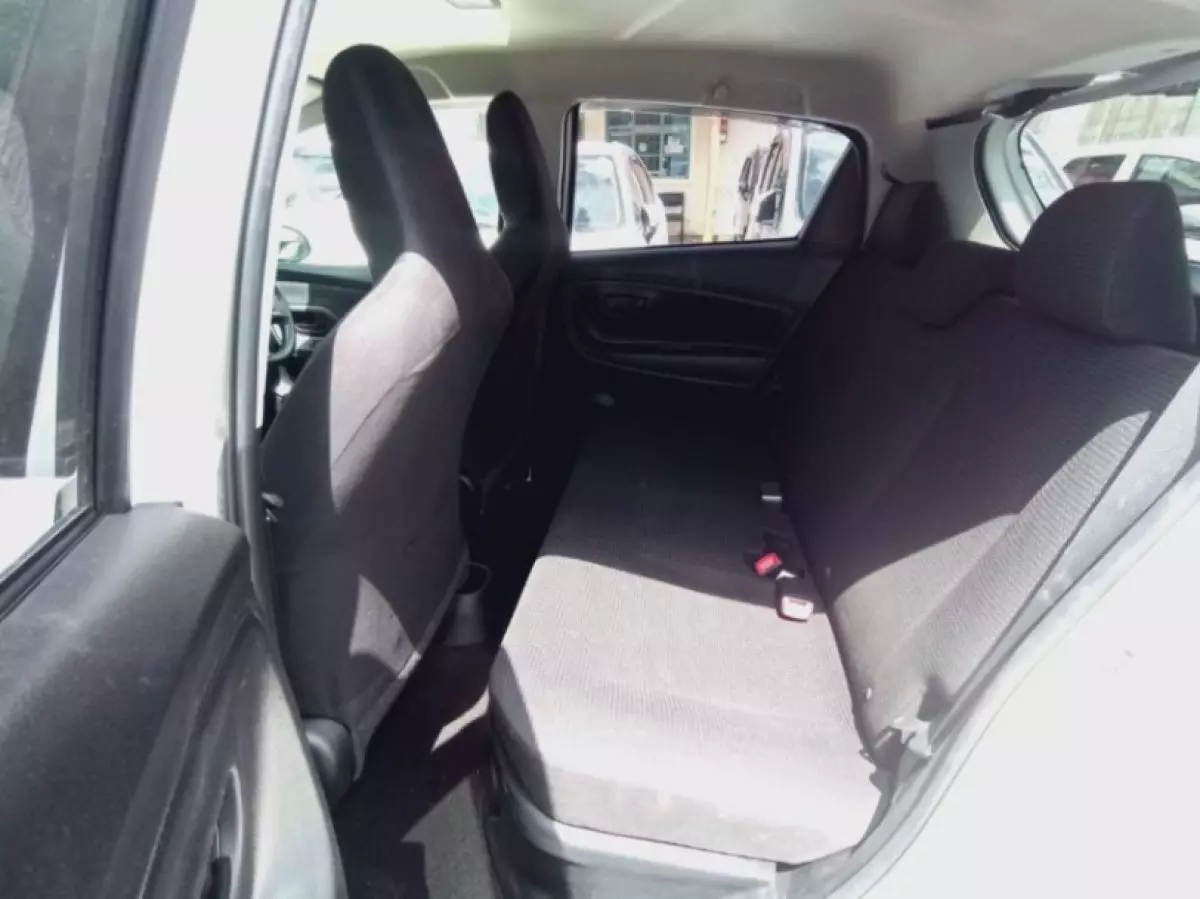 interiorBack