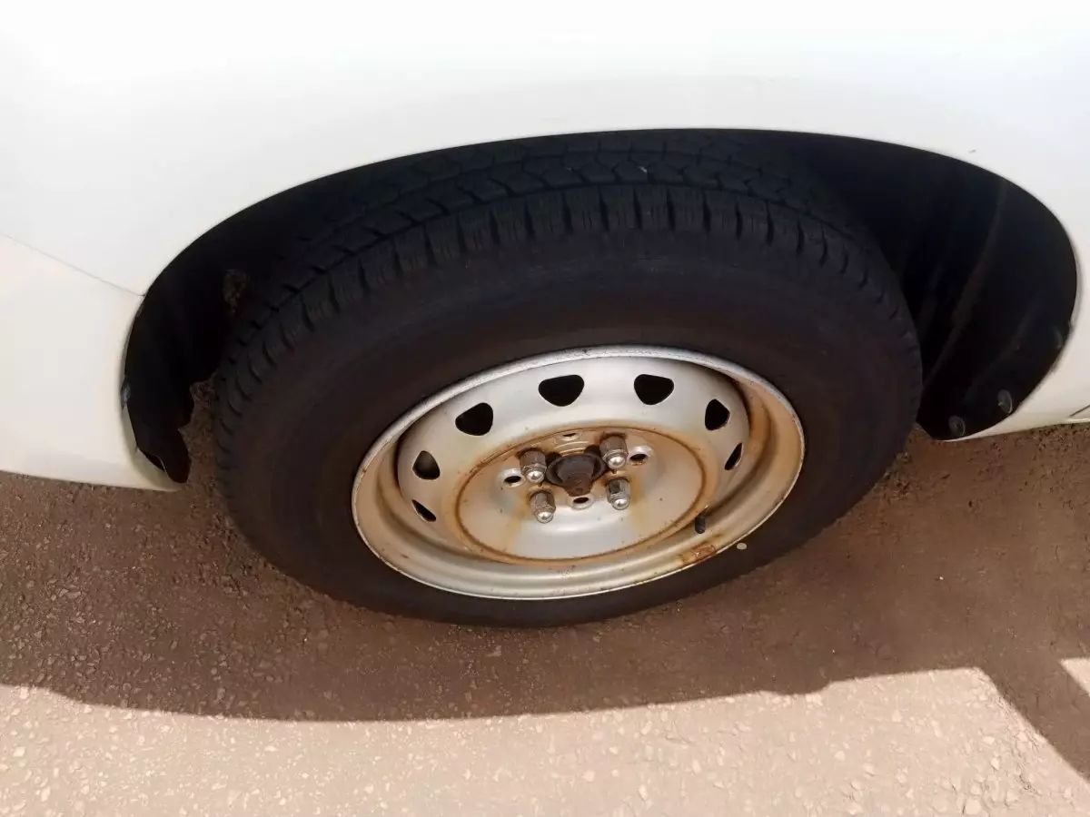 tyre2