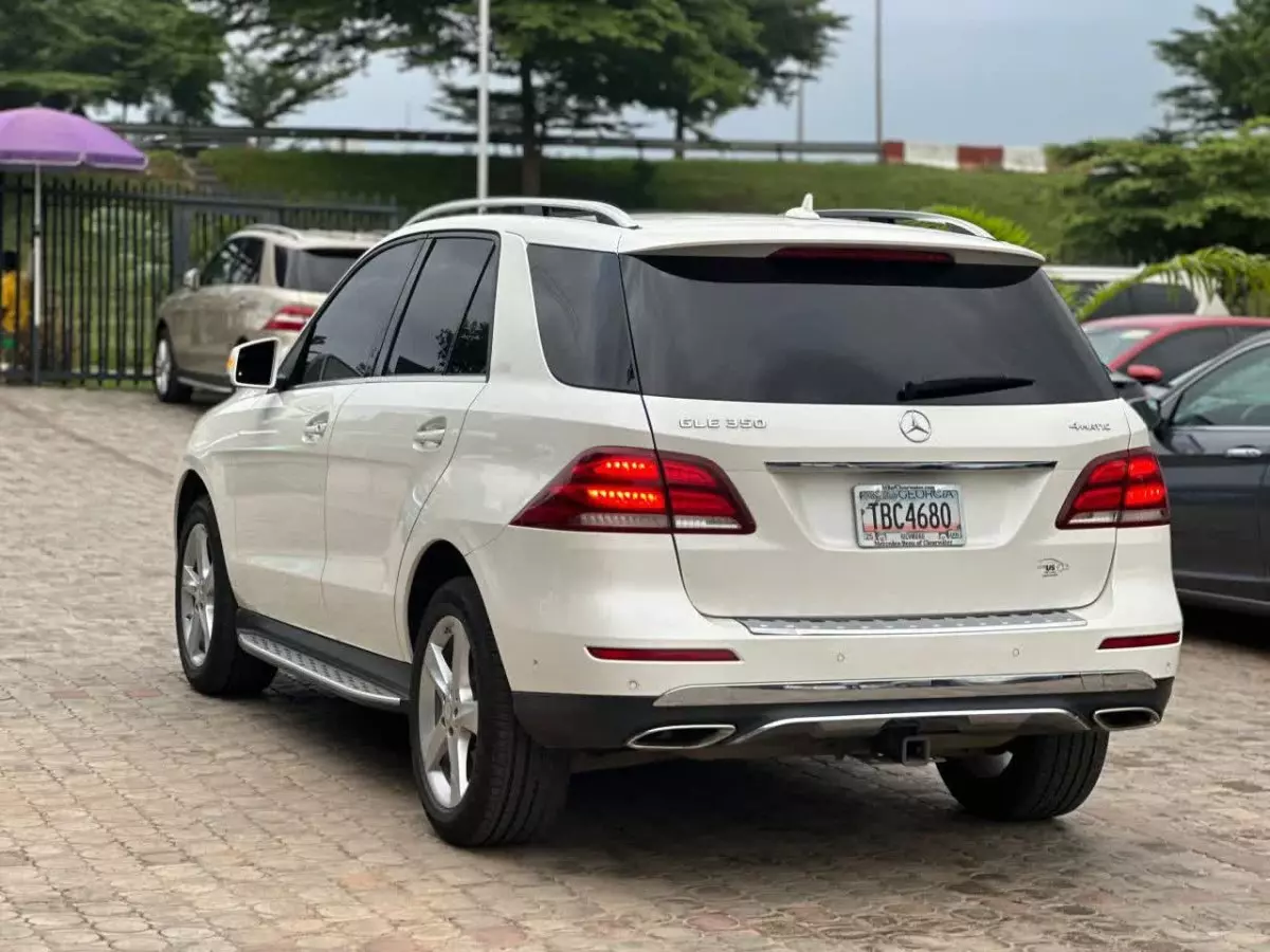 car Left Back