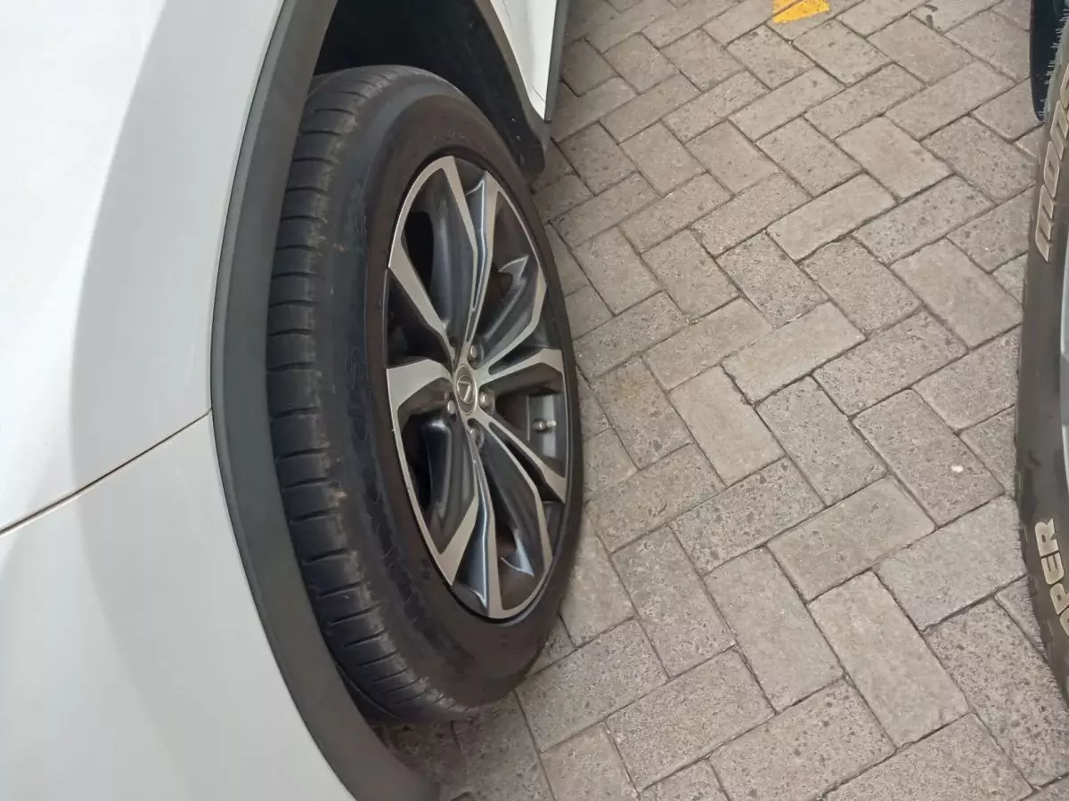 tyre2