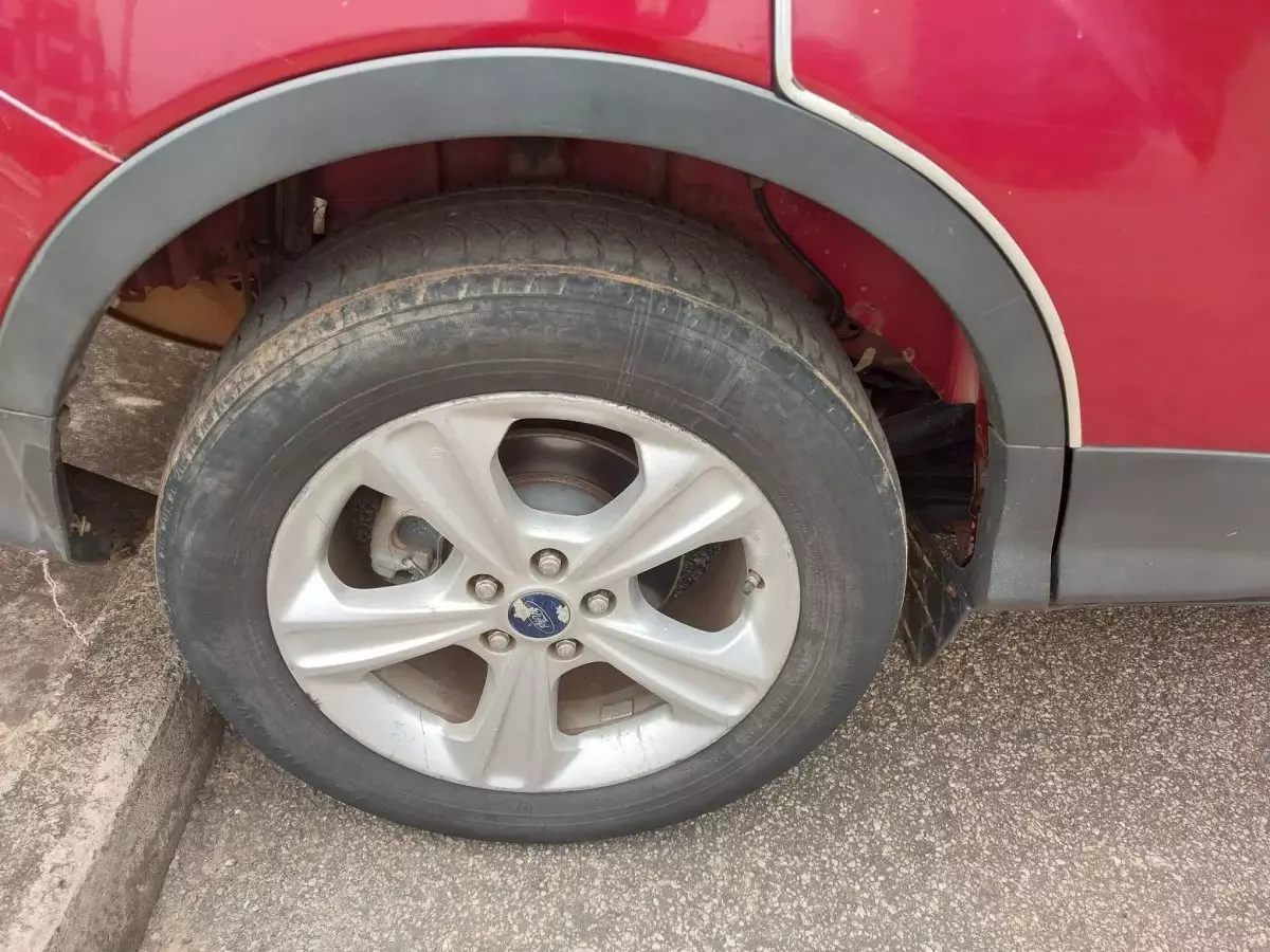 tyre1