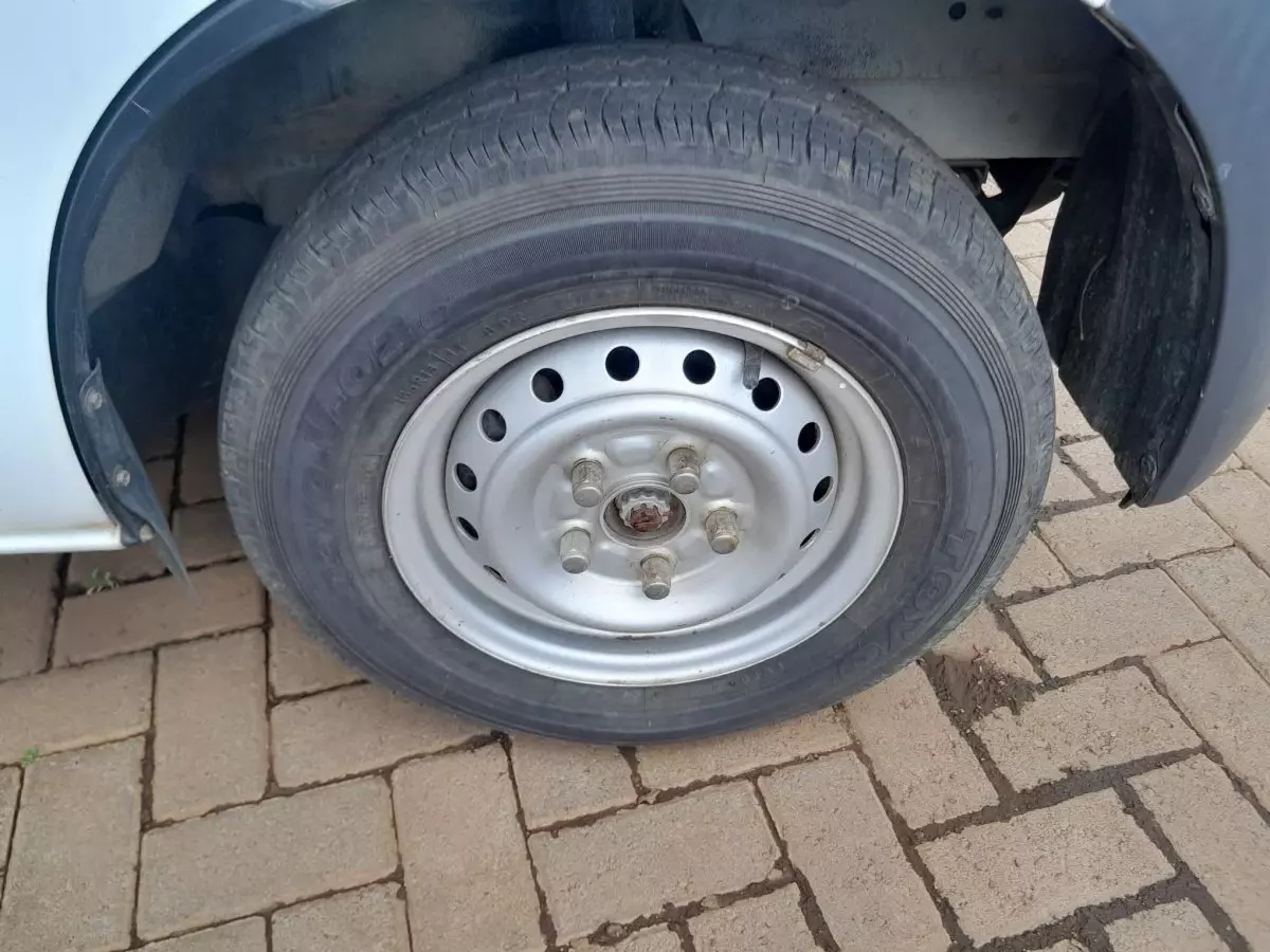 tyre2