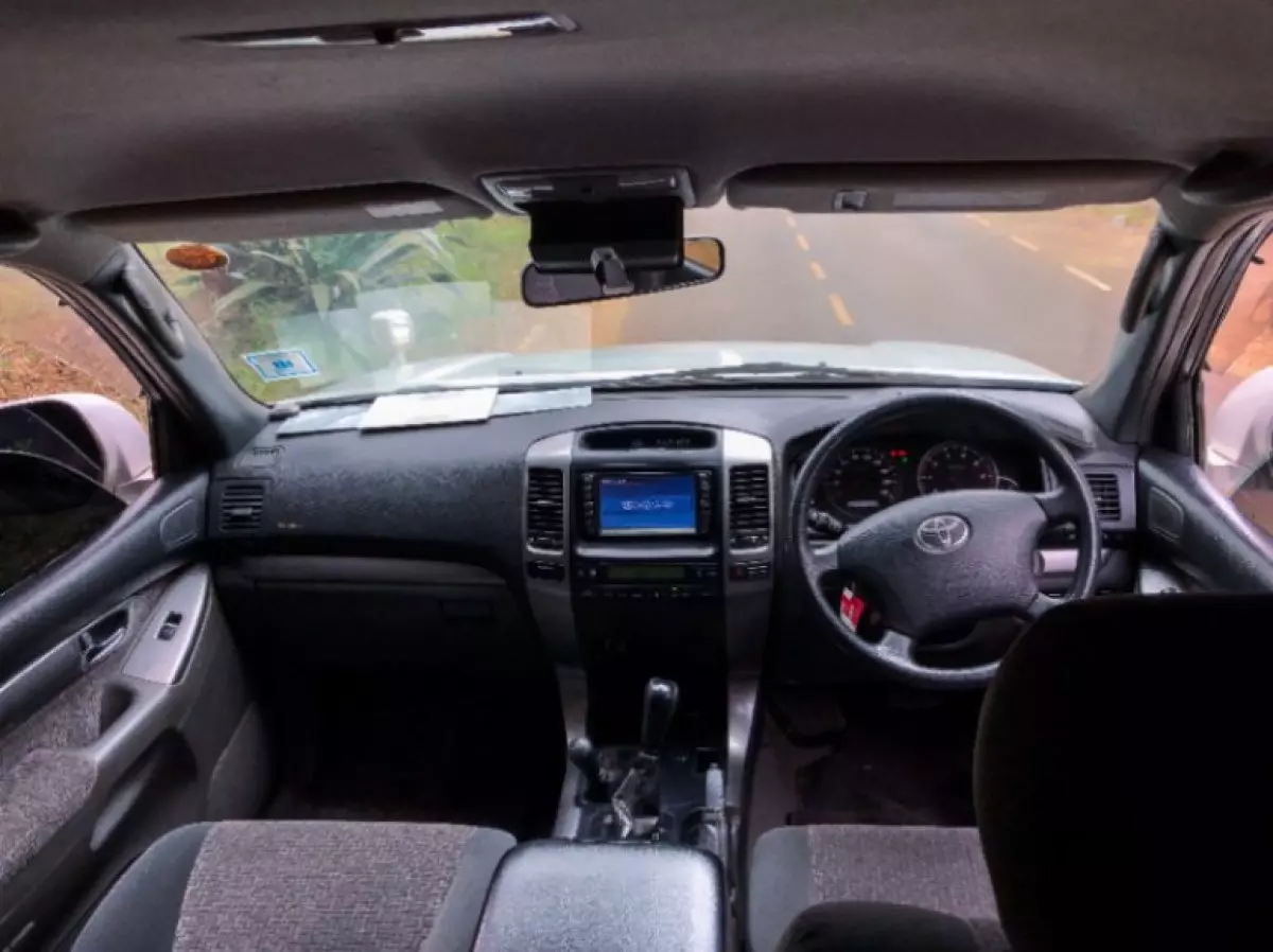 interiorFront