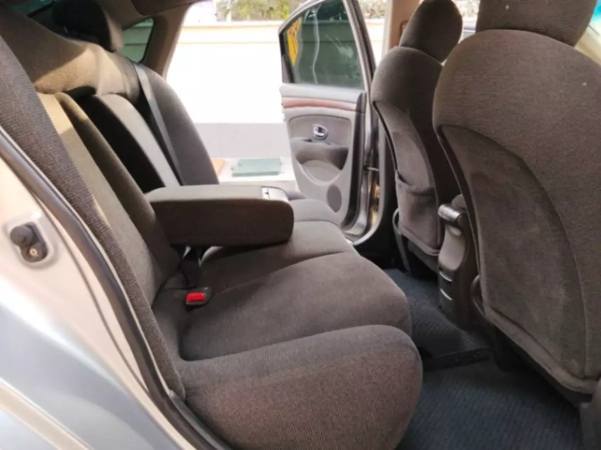 interiorBack