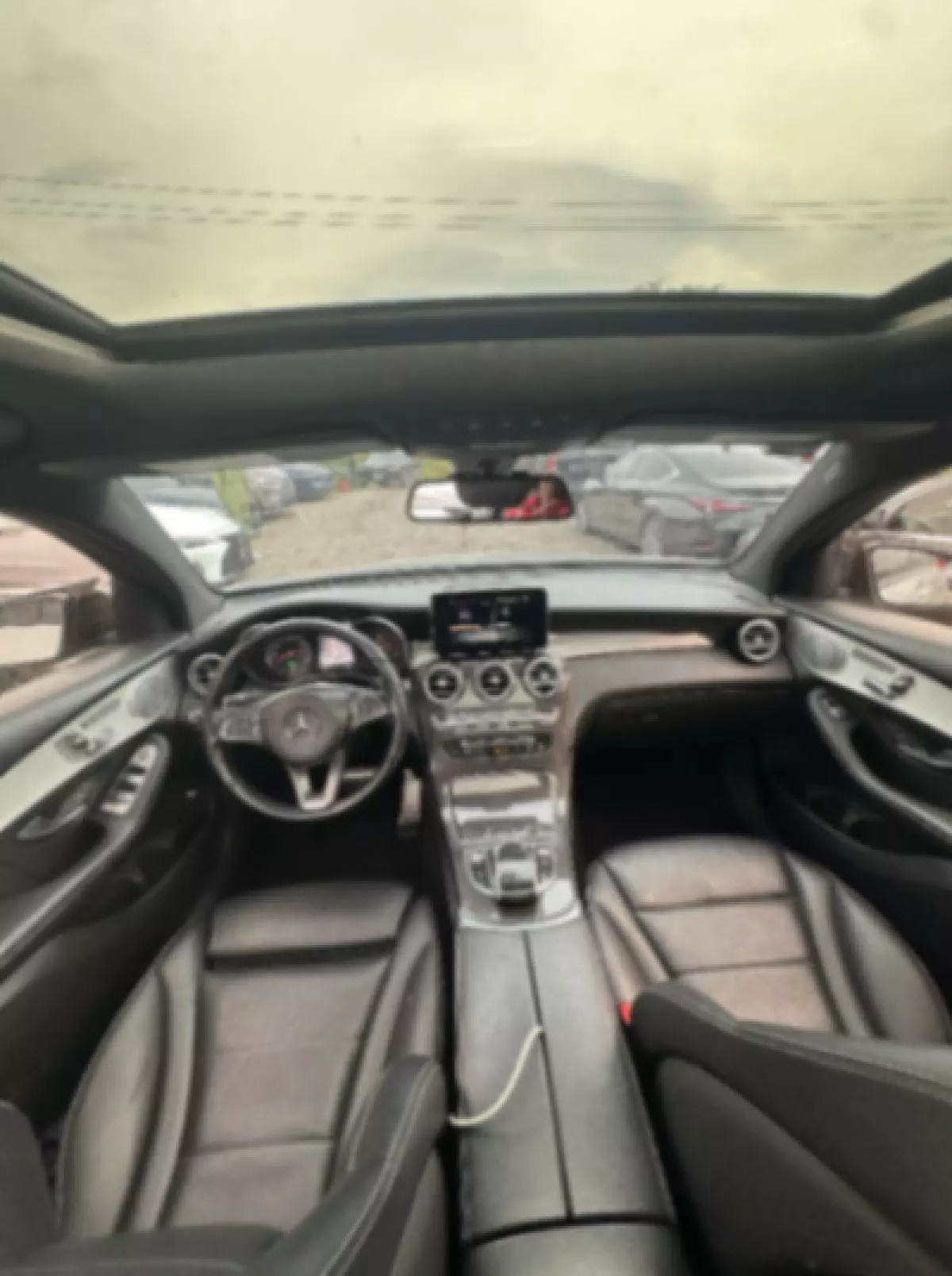 interiorFront