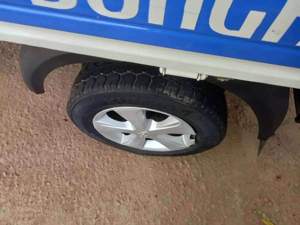 tyre0
