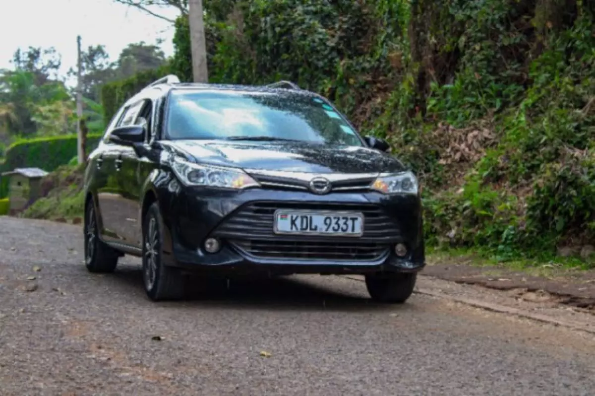 Toyota Fielder  - 2016
